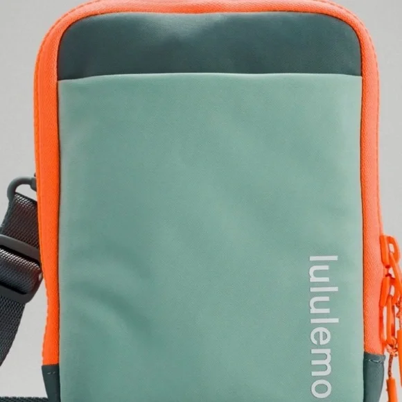 Lululemon easy access crossbody orange green bag travel casual bag - Picture 2 of 9